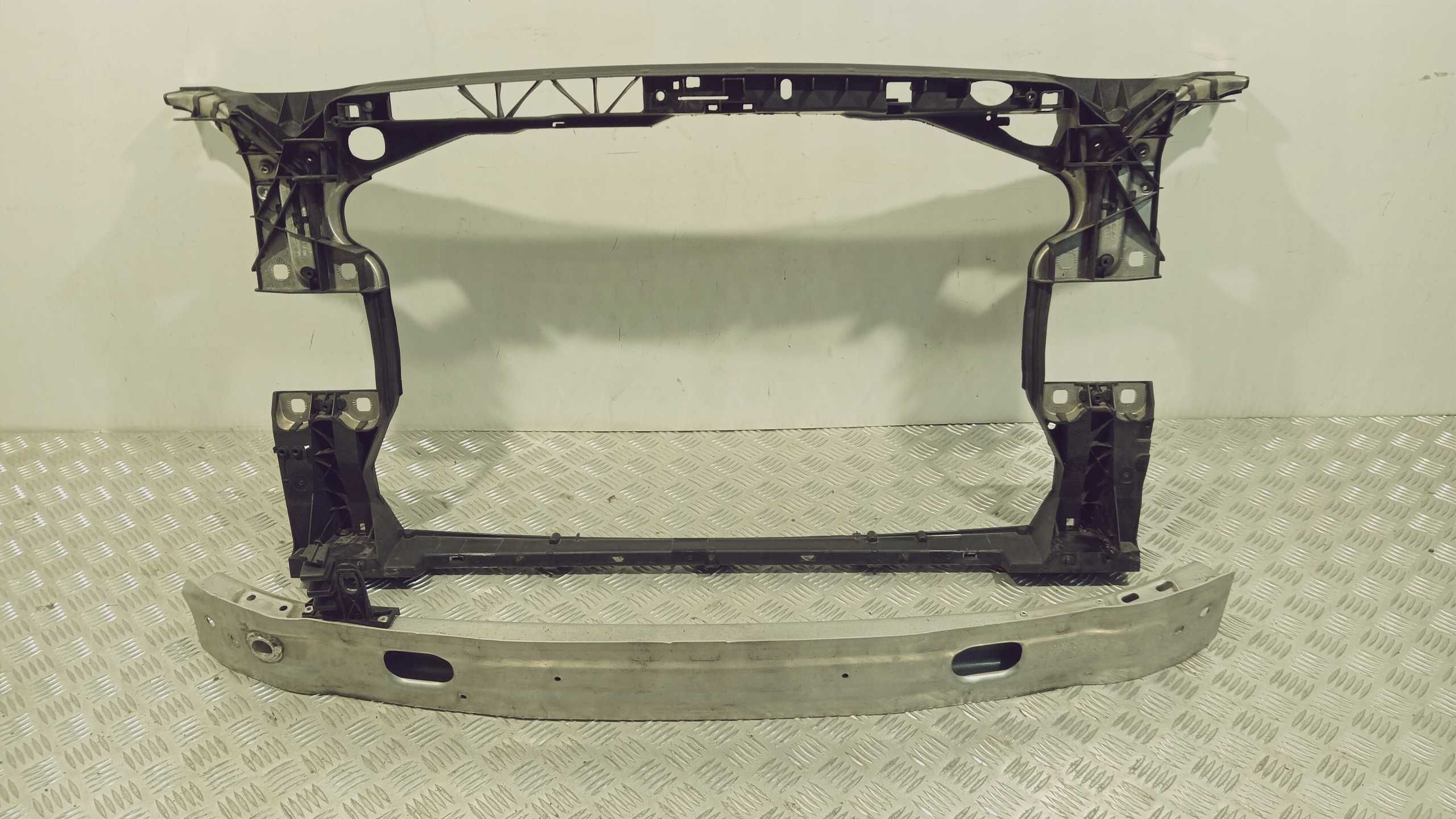 підсилювач бампера перед AUDI a4 b9 a5 8w