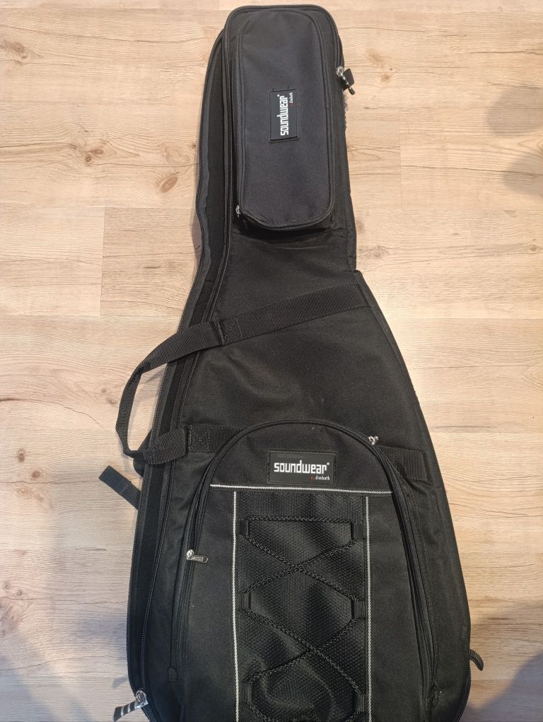 Pokrowiec Na gitarę klasyczną !