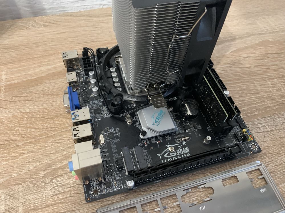 Новий комплект для міні пк mini-itx, мать+процесор+озп