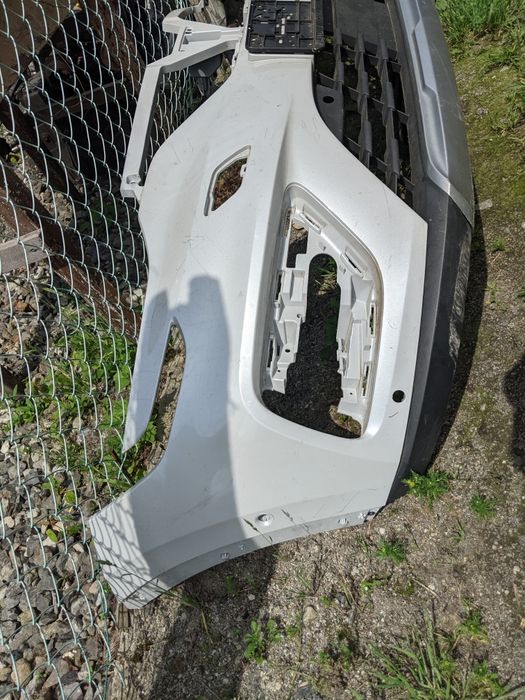 Оригінальний бампер Renault Arkana RS Line