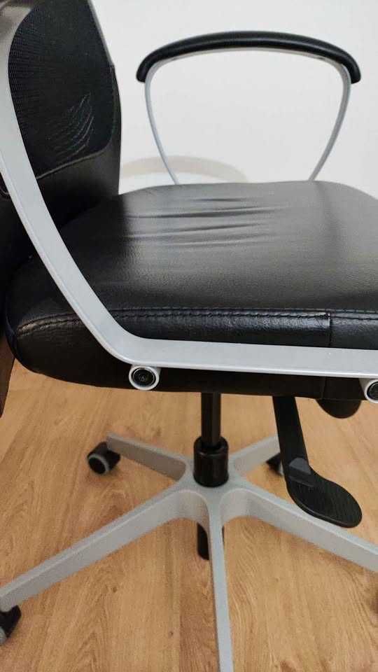 Cadeira Giratoria Escritorio Office Ikea a gas