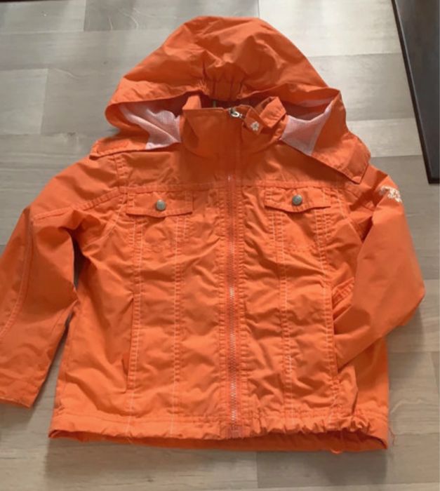 116 lekka widoczna kurtka wiatrowka pomarańczowa na lato deszcz