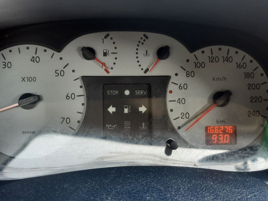Renault Clio 1.2 2001r