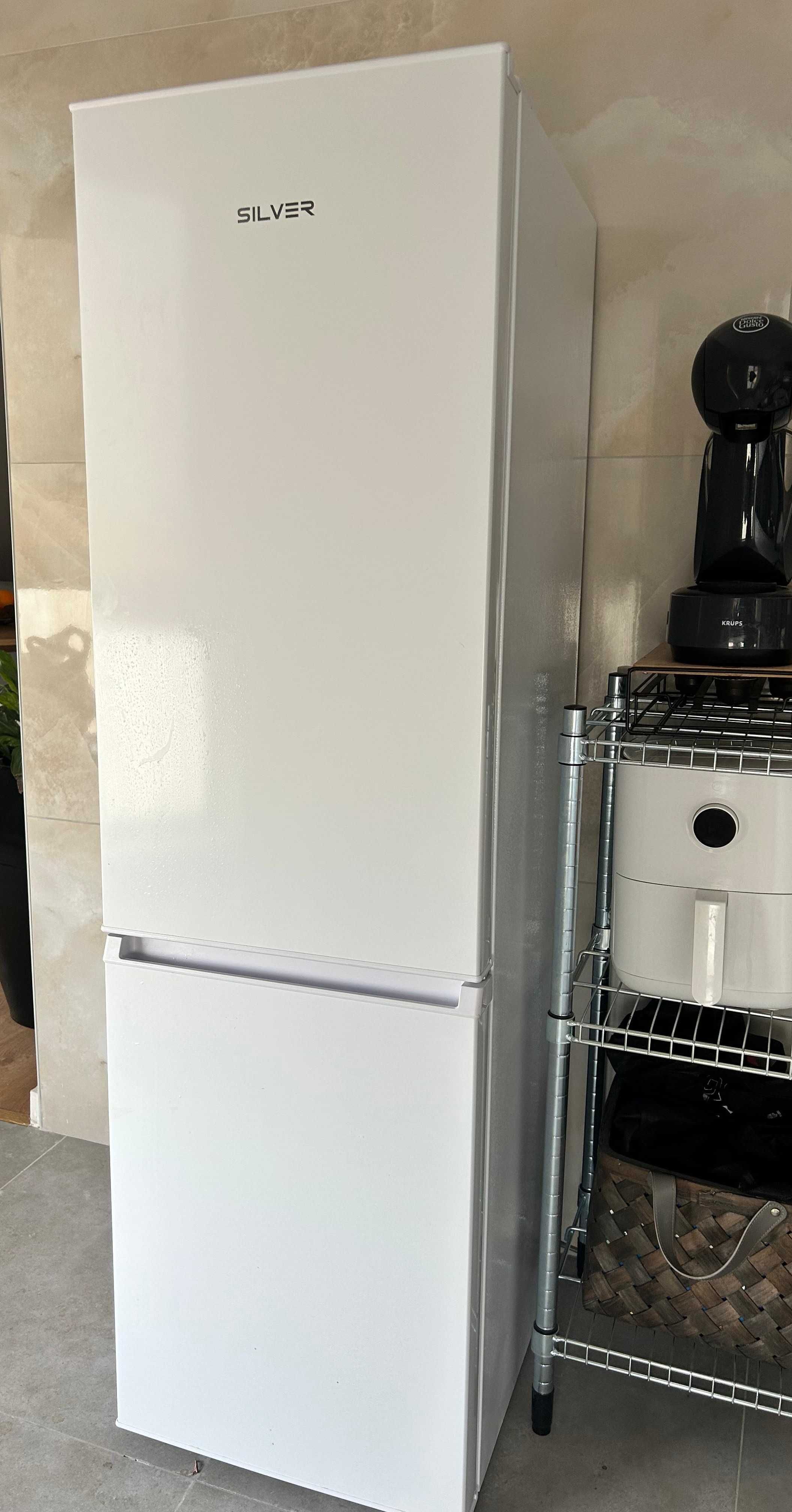 Frigorífico Combinado Silver - 170L - DeFrost - Classe E - Branco