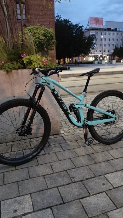 Trek slash 8 2022 enduro rower