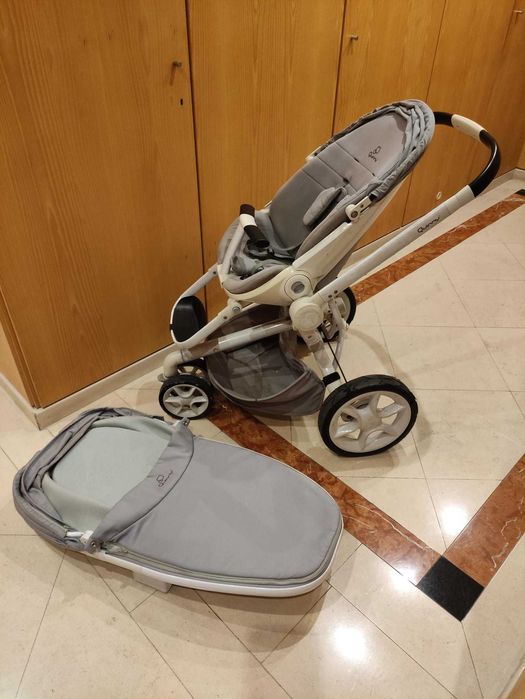 Carrinho Quinny mood + alcofa + capa chuva