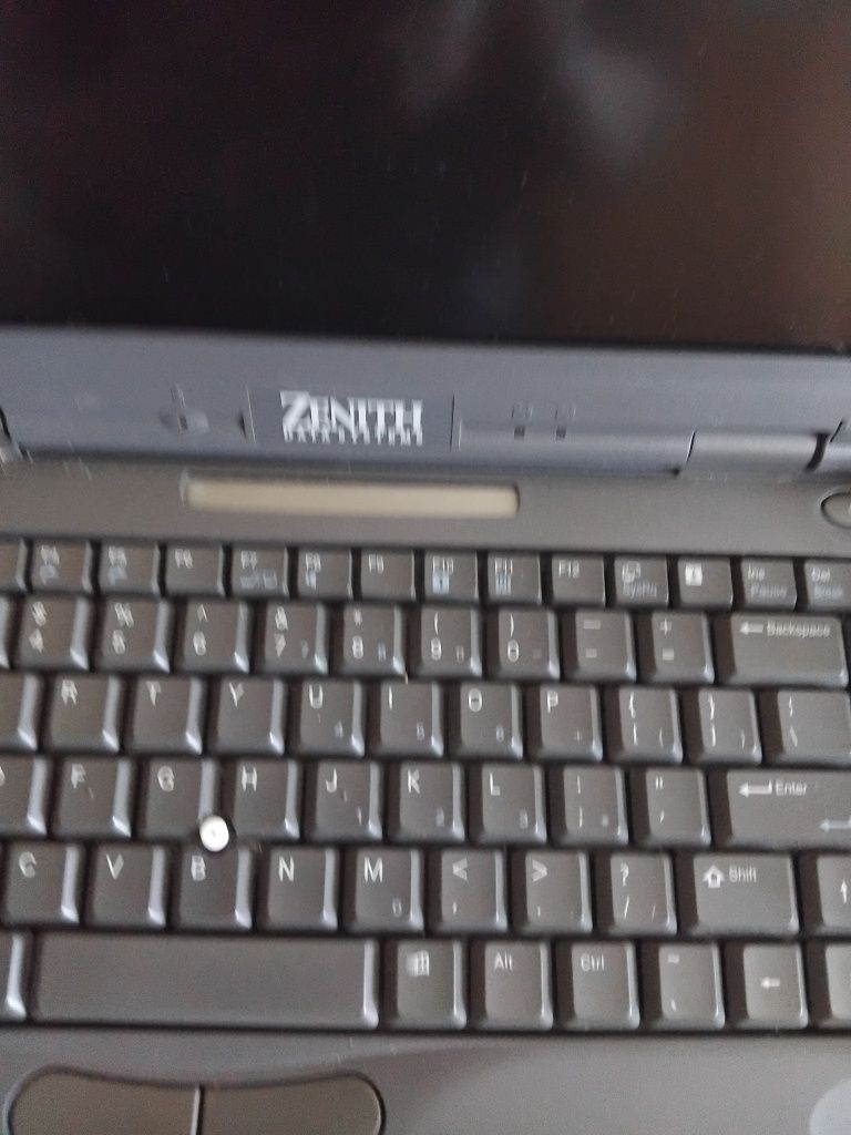 Zenith Data Systems Vintage Laptop C Notebook zenit type NT