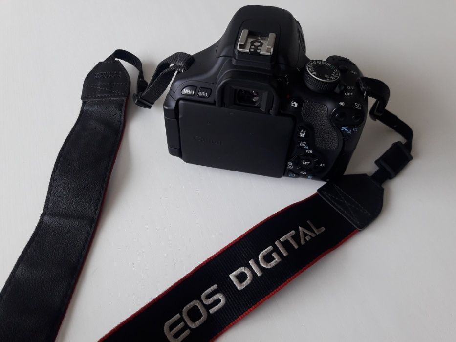 Canon EOS 600D como nova