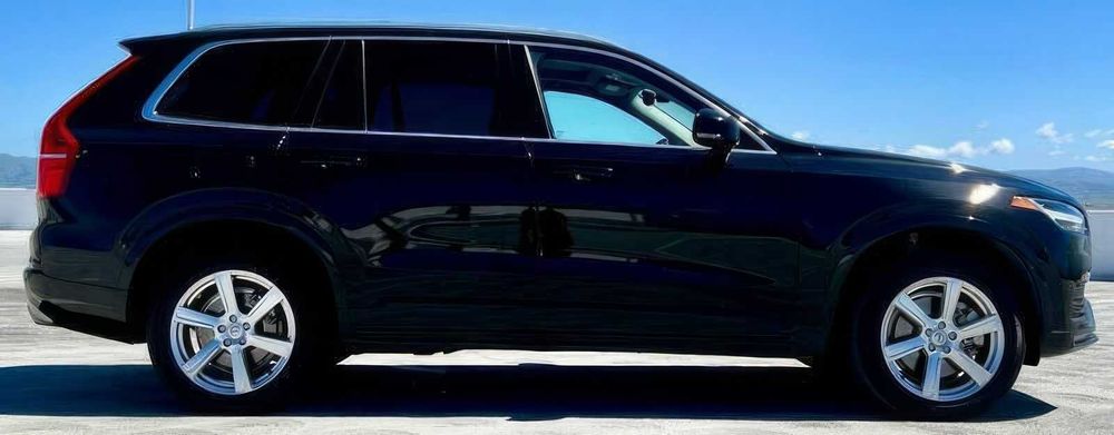 Volvo XC90 T6      2020