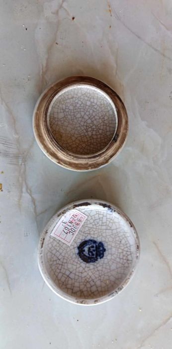 Tres peças  antigas de loicá antiga