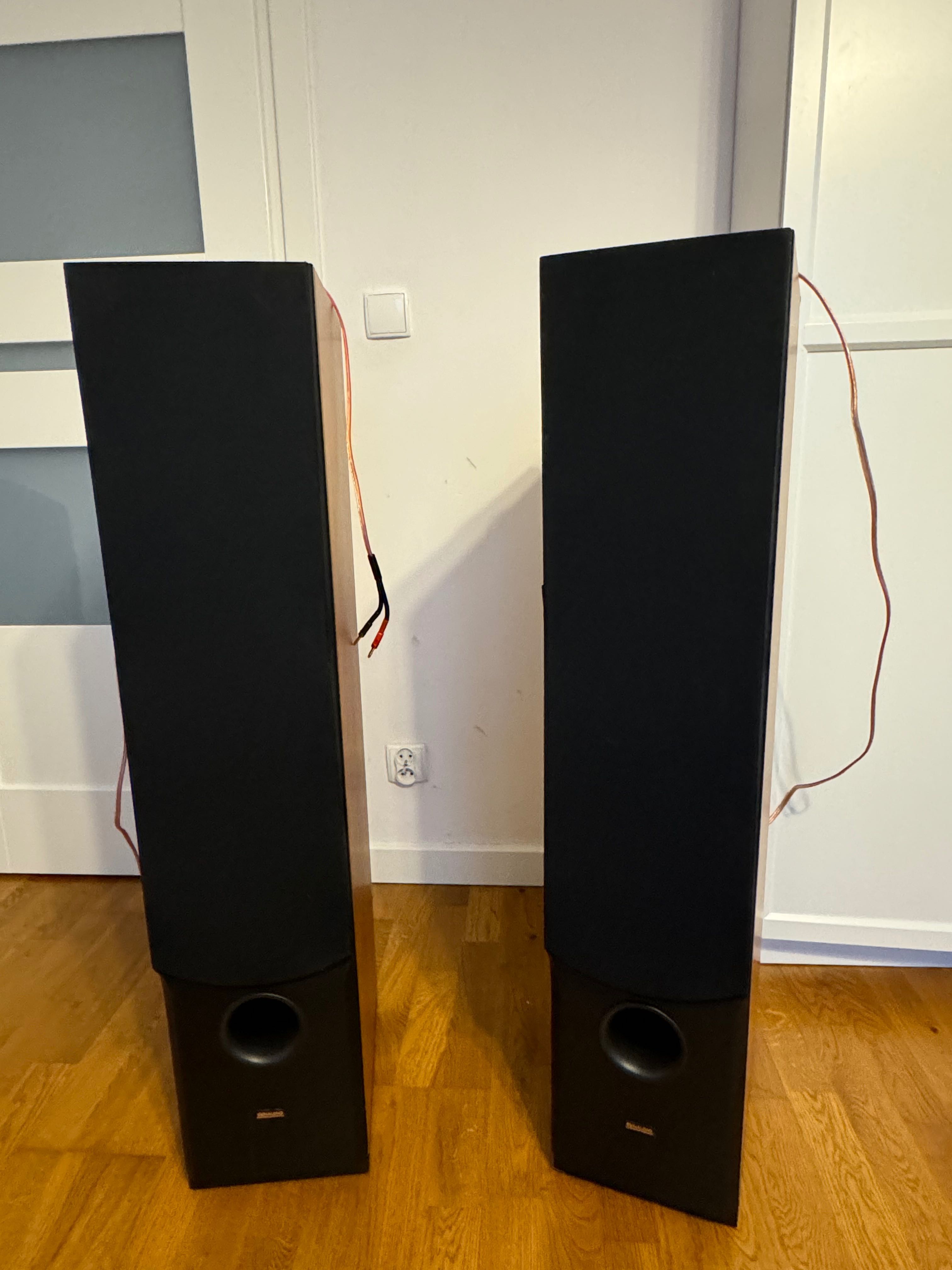 Dynaudio audience 82