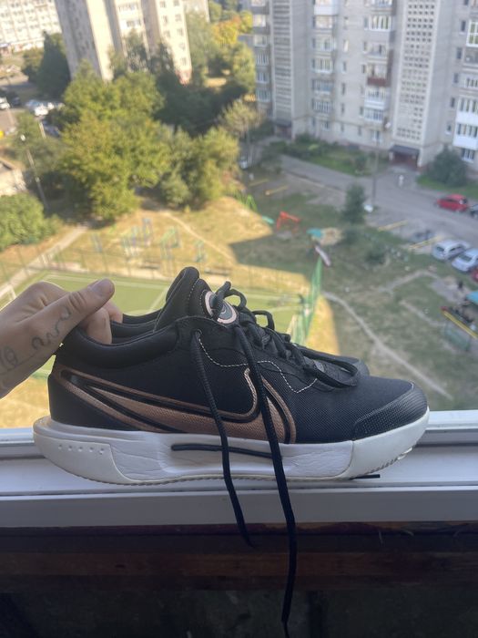 Тенісні кросівки nike vapor грунт