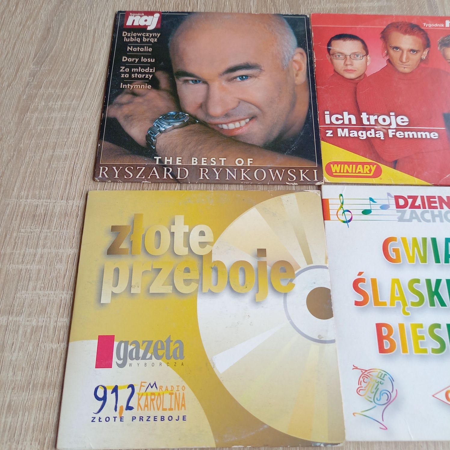 Płyty CD różni wykonawcy 9 sztuk