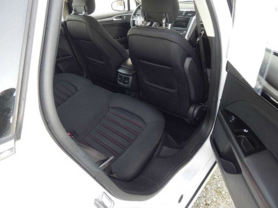 Ford Fusion      2014