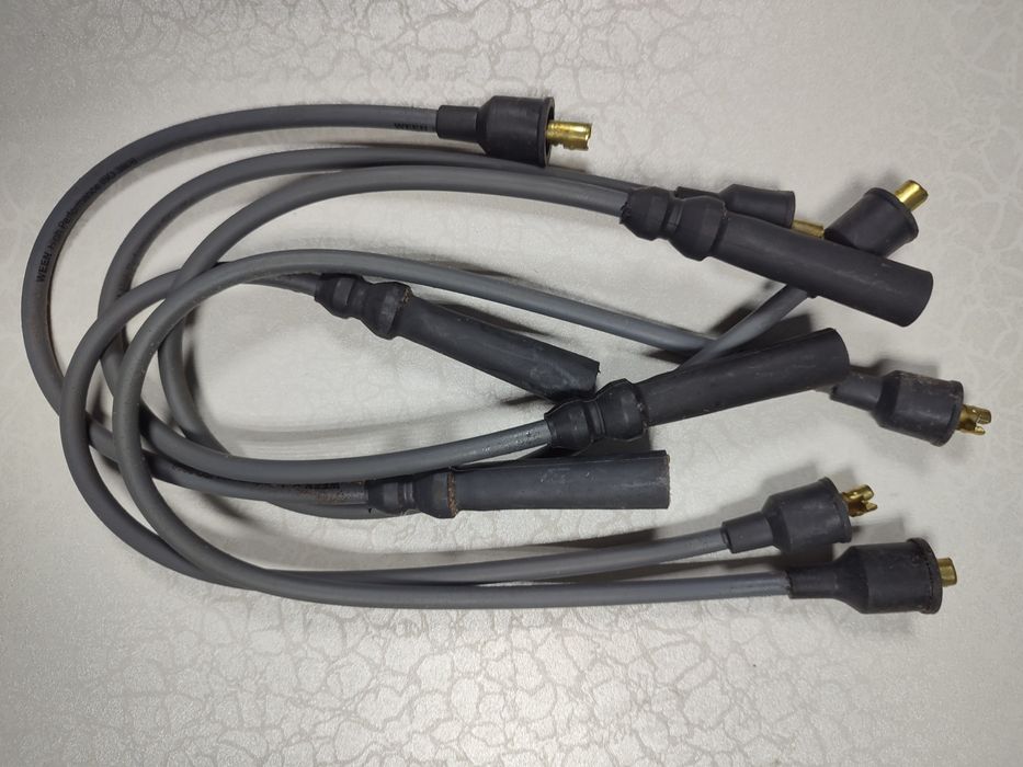 Кришки трамблера,проводи,контакти  Ваз 2101-2107 Нові