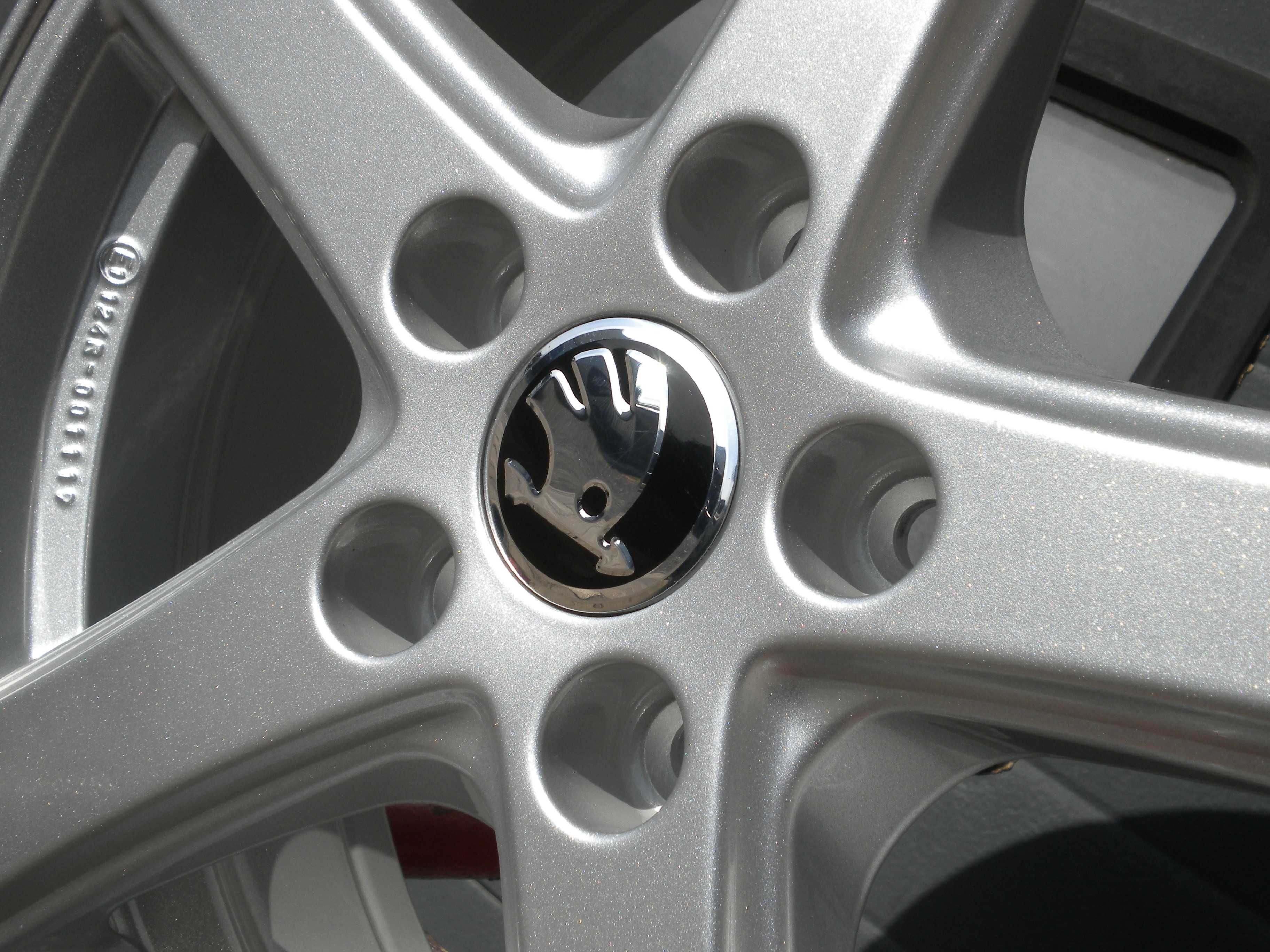 Felgi aluminiowe Alutec 16 5x112 Skoda Octavia II III IV