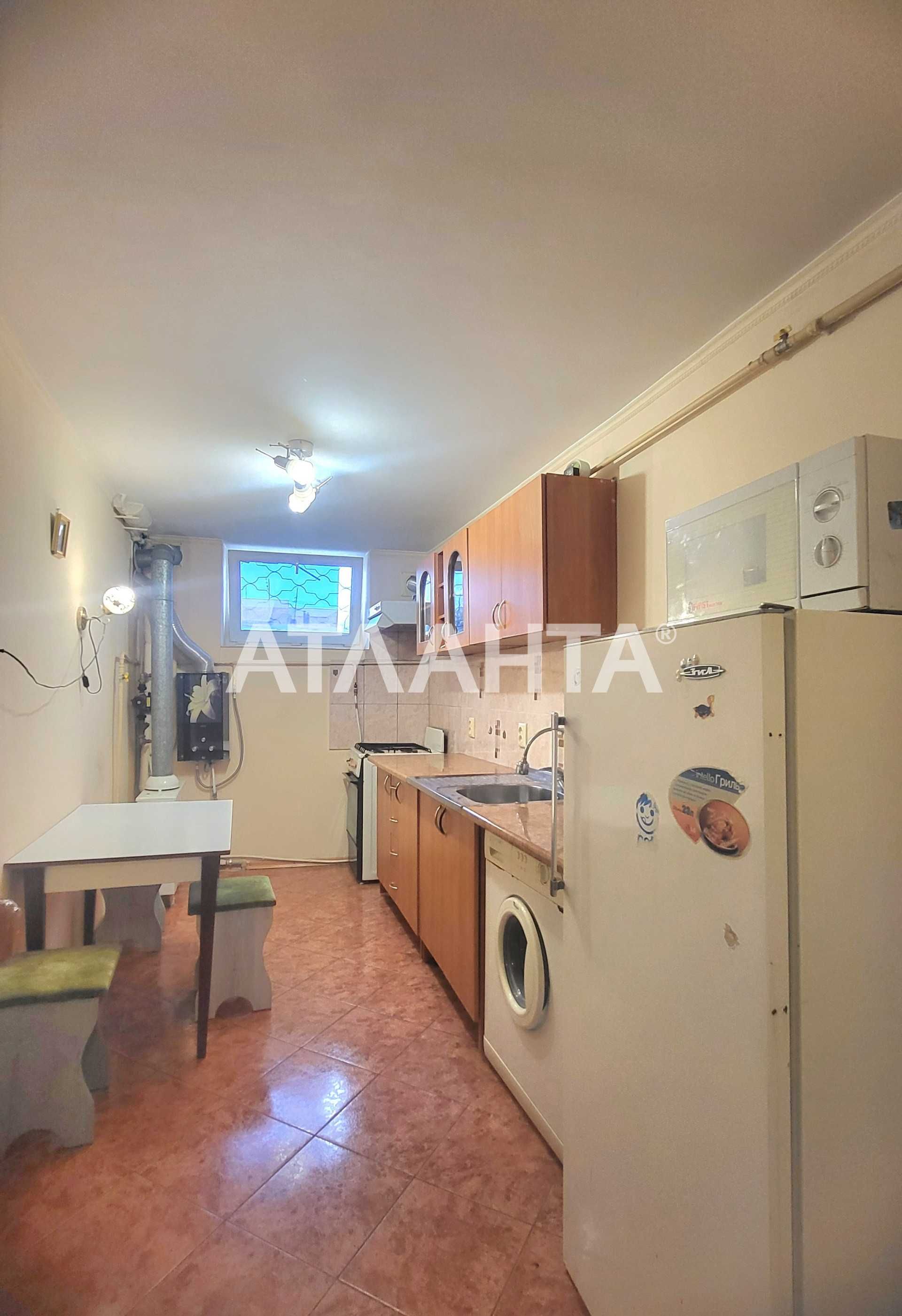 Продам 2-комнатную квартиру АГВ Серова Близость Центра!