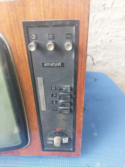 Stary Telewizor Ametyst