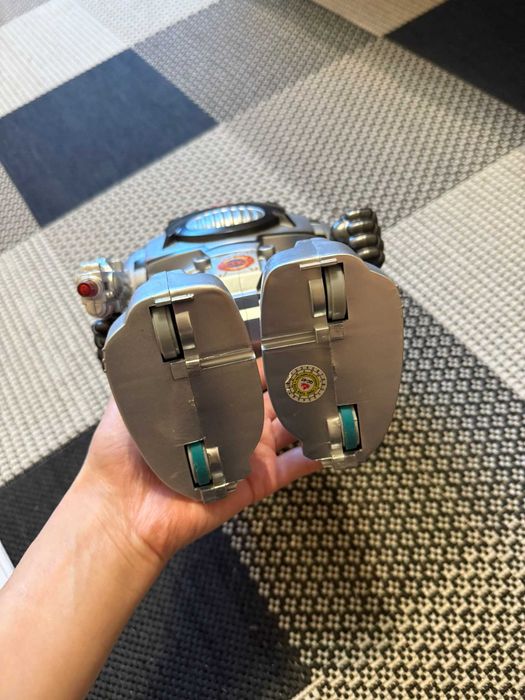 Робот на пульті / на батарейках - Космічний Воїн