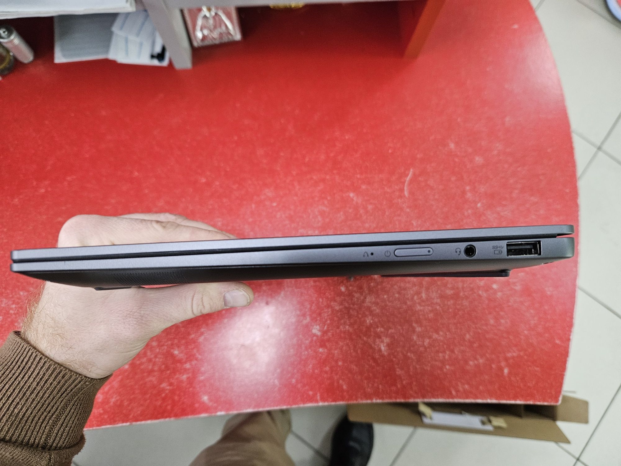 Lenovo Yoga Slim 6 14IAP8(14WUXGA Oled/i7-1270P/16Gb/512Gb/Win11)