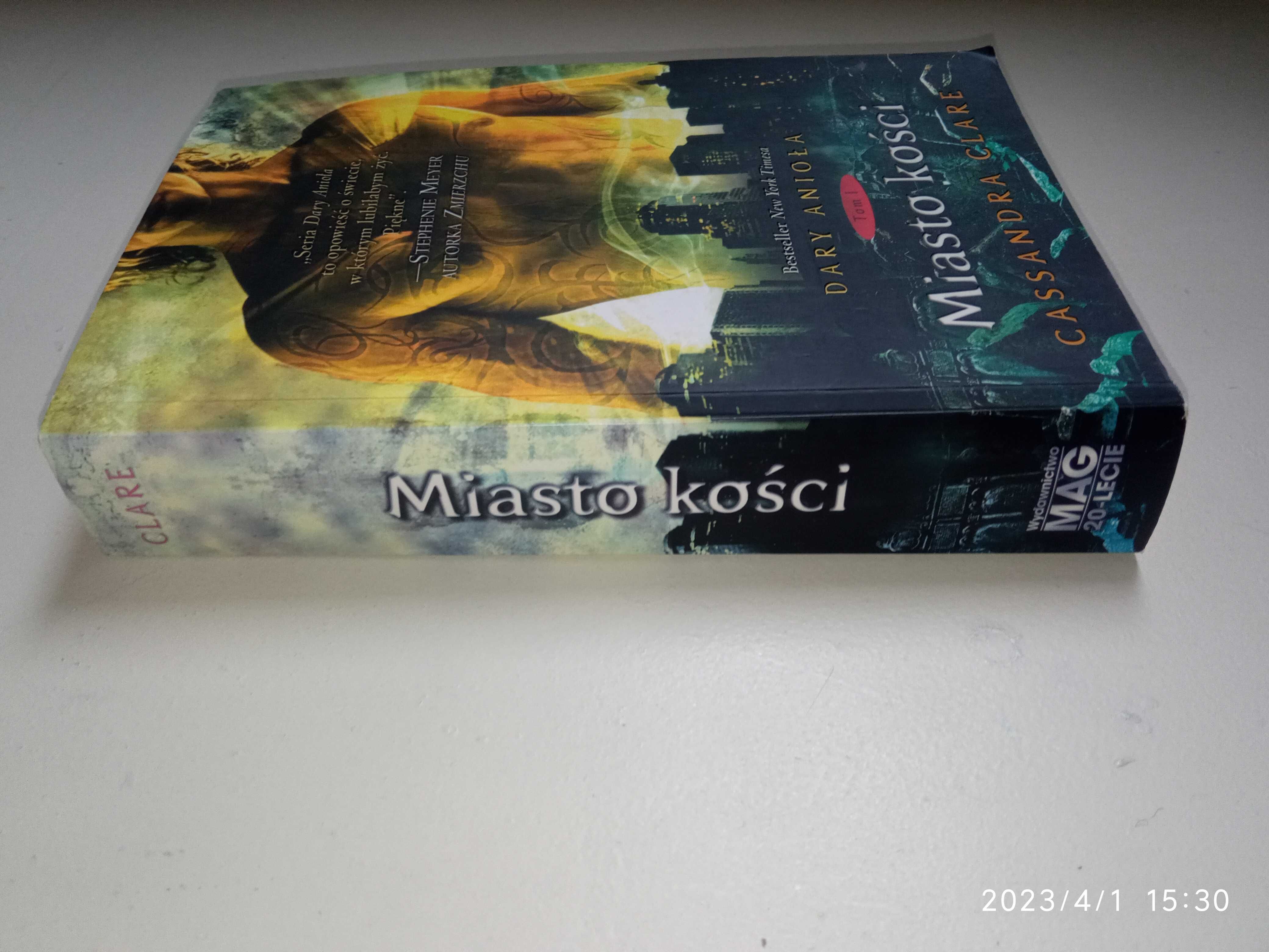 Książka Miasto Kości - Cassandra Clare Dary Anioła tom I