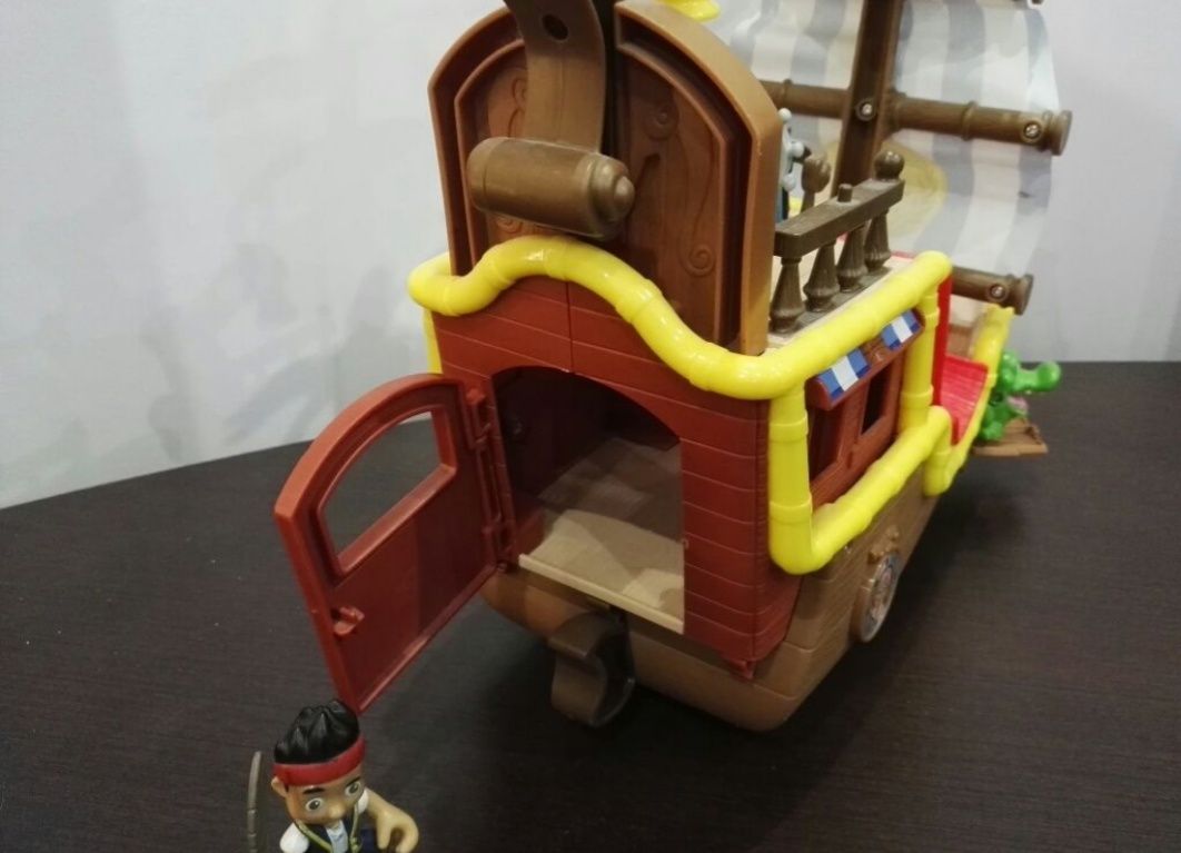 Fisher Price statek Jake'a i piratów z Nibylandii