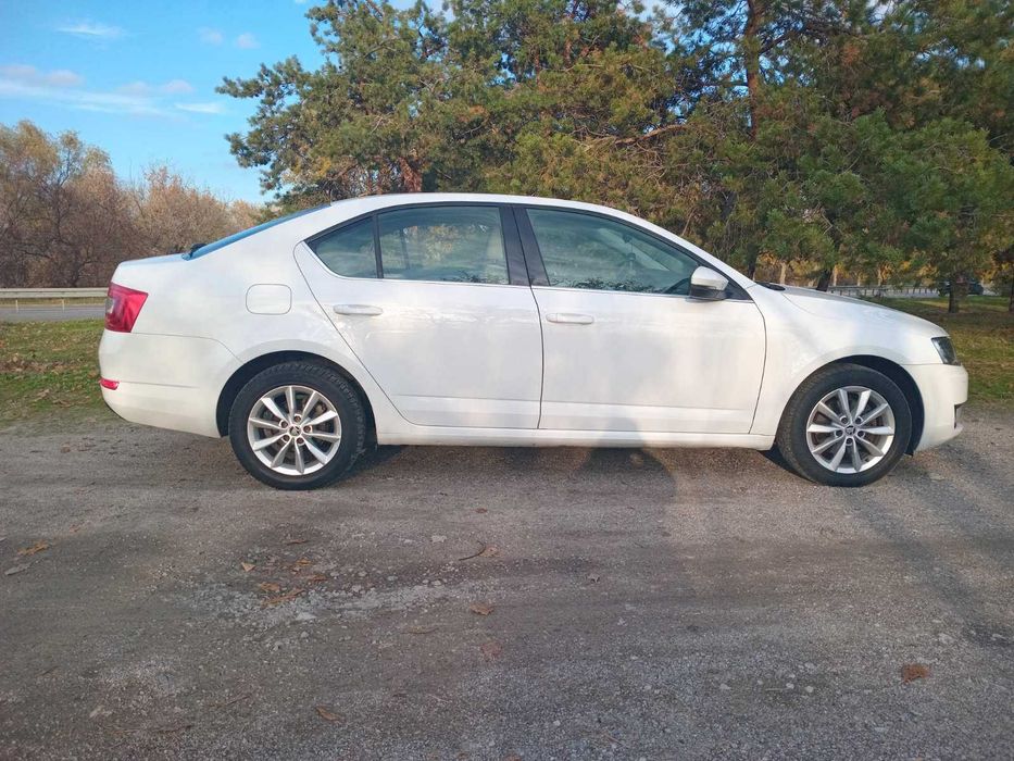 Продам! Skoda Octavia A-7. 2013р.в. 1,6 об'єм двигуна. TDI автомат.