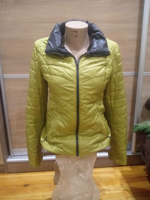 Женская куртка размер с