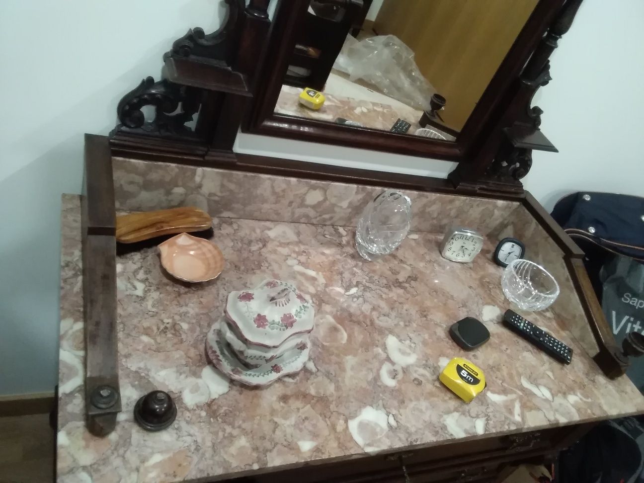 Mobília de quarto. Muito antiga!