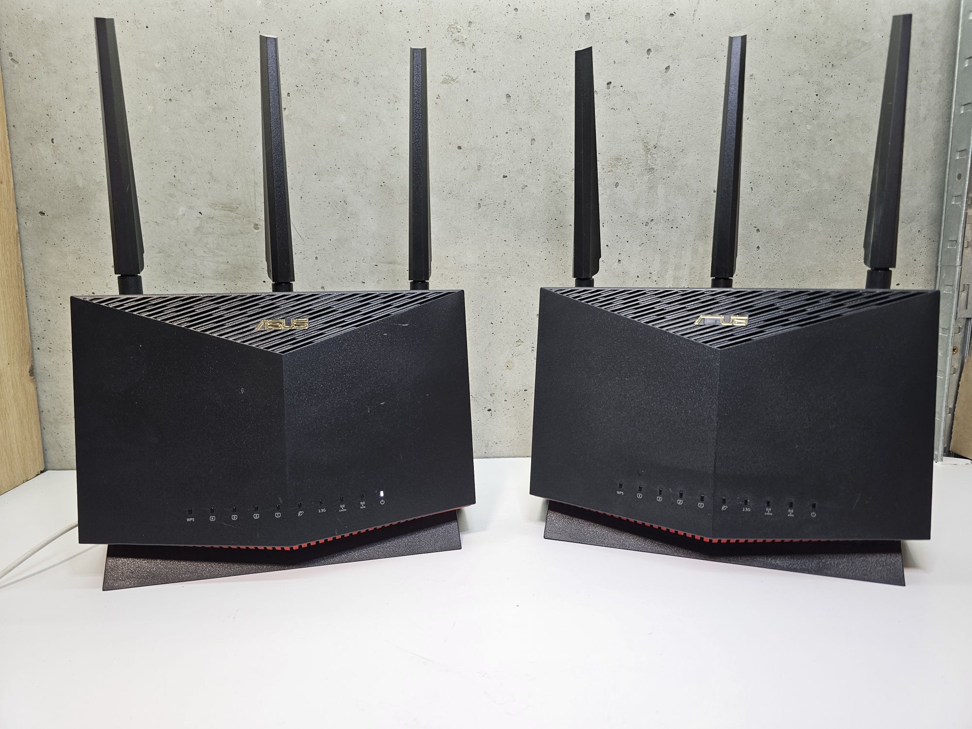 Акція! Безпровідний маршрутизатор ASUS RT-AX86U Pro (WiFi 6, AIMesh)