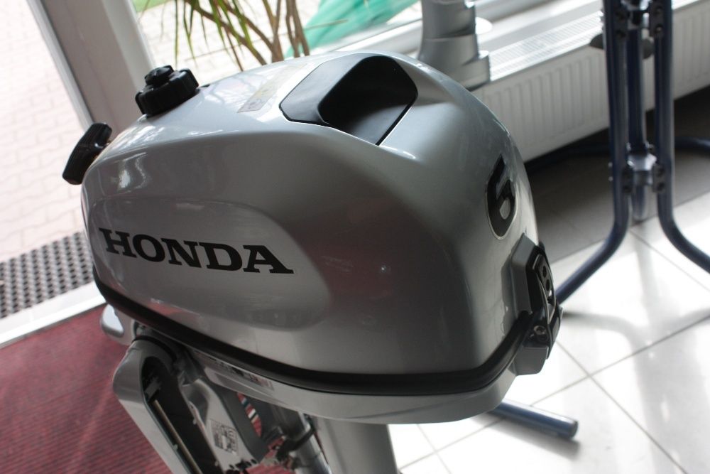 Silnik zaburtowy HONDA BF6 AH SHNU