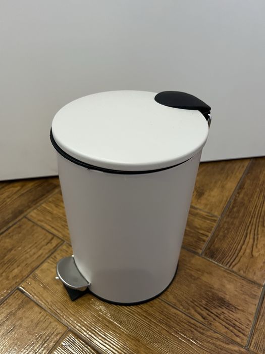 Kosz na śmieci jak nowy stan idealny Homla