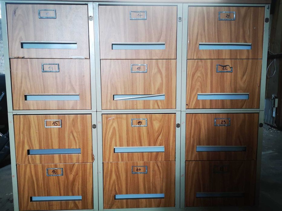 Metalowa szafa kartotekowa aktowa z szufladami warsztat garaż biuro