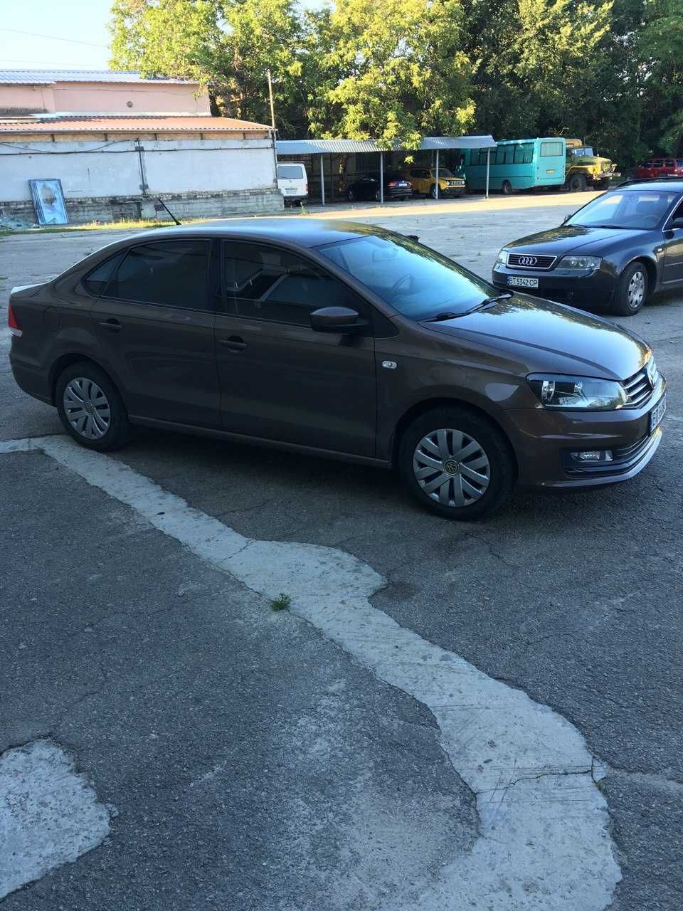 Продам авто Volkswagen Polo Sedan 1.4TSI