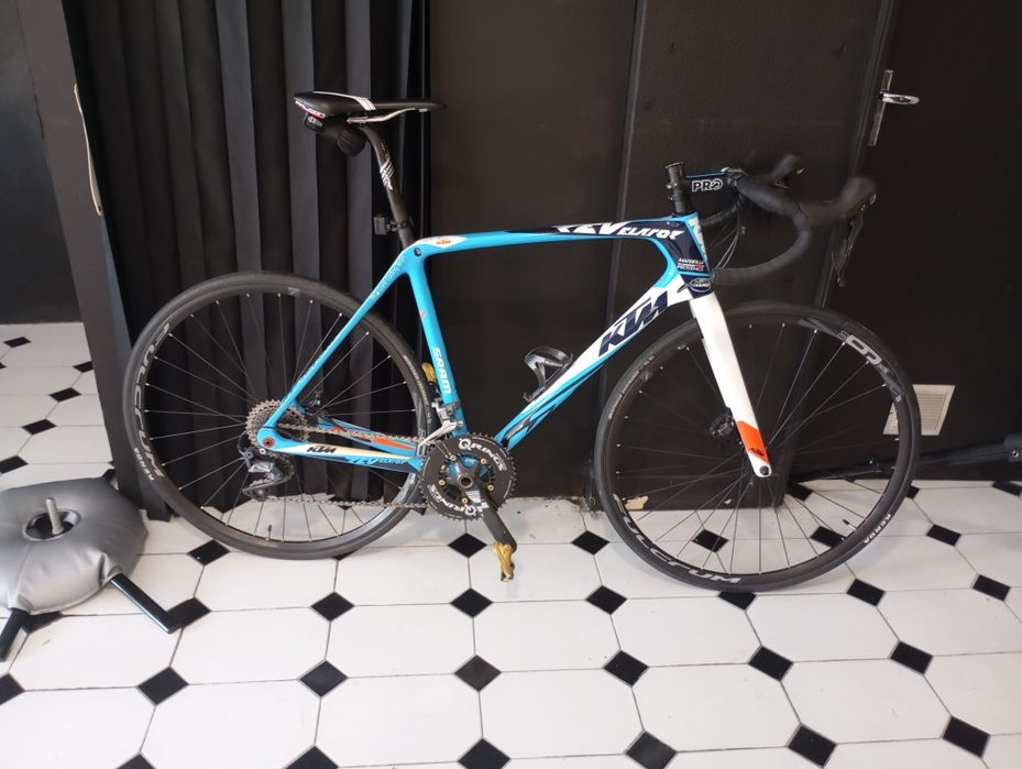 Bicicleta estrada carbono disco