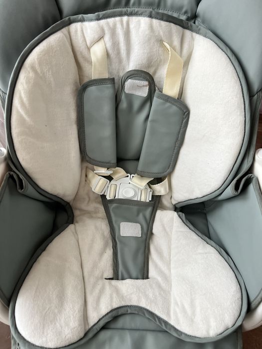 Дитячий стільчик Carello Triumph 3в1