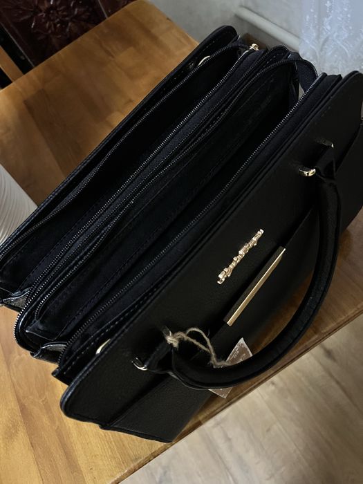 Шкіряна жіноча сумка