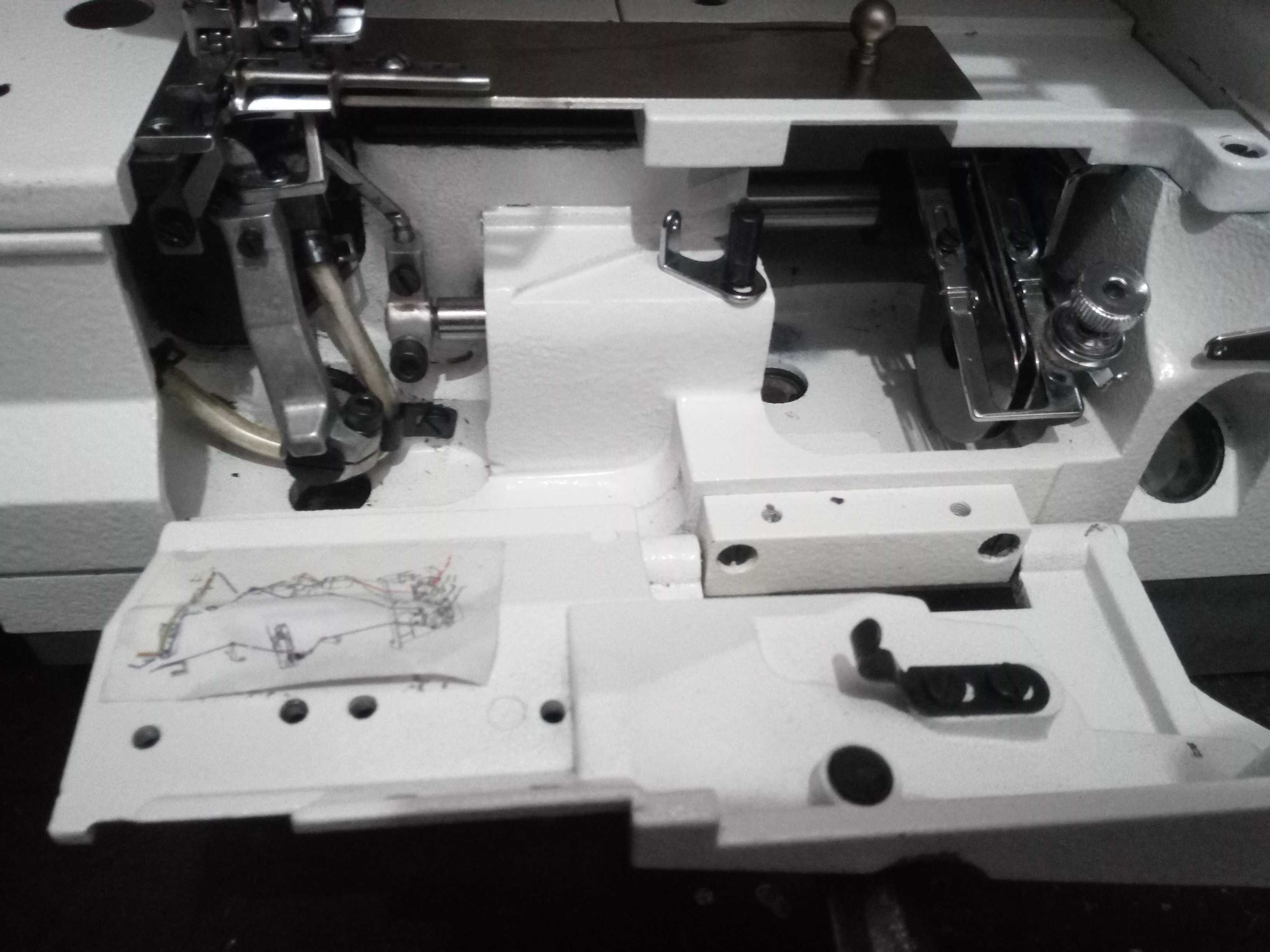 Manutençâo e reparação, de máquinas costura