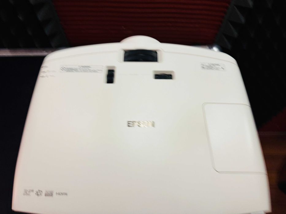 Projektor EPSON EW-TW7200