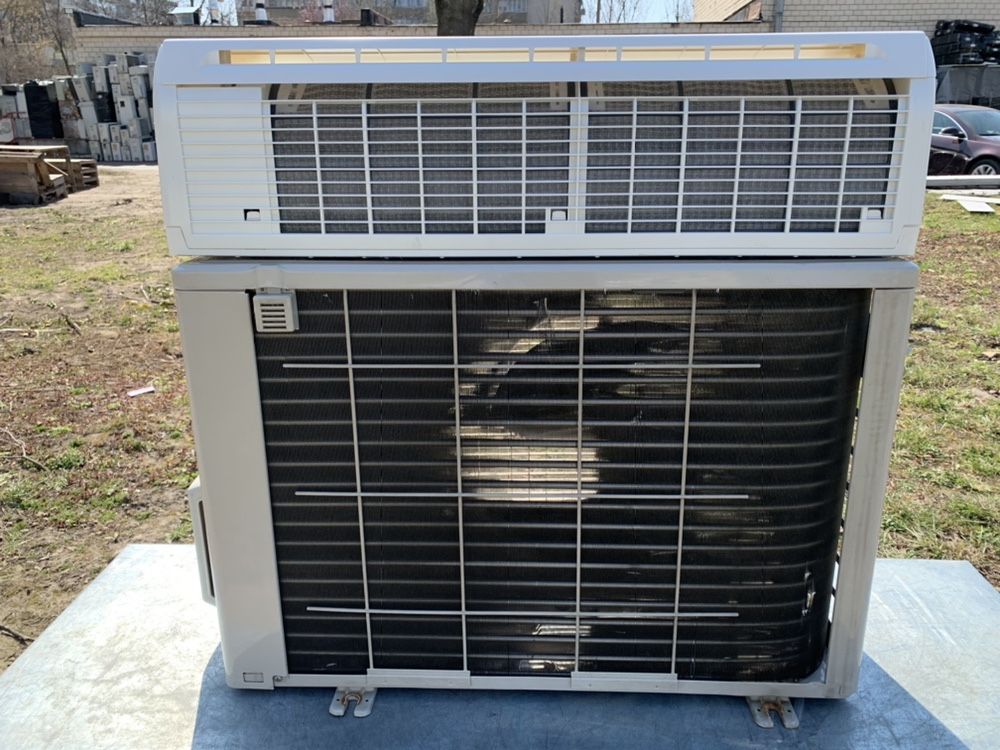 Кондиционер БУ Mitsubishi SRC25QA инвертор тепловой насос (до 30 кв.м)