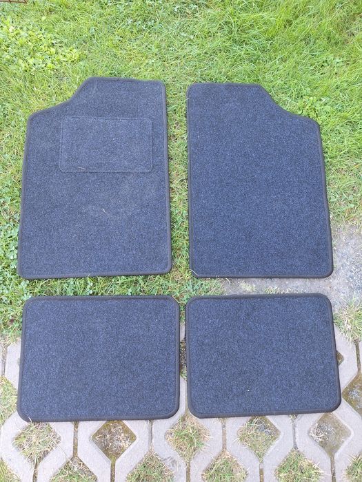 Dywaniki uniwersalne