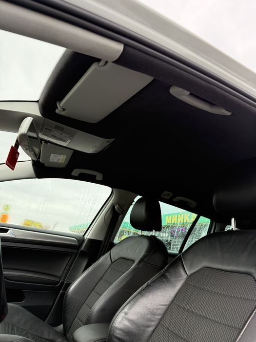 Volkswagen Golf 2.0 TDI DSG 2015 рік ІДЕАЛ