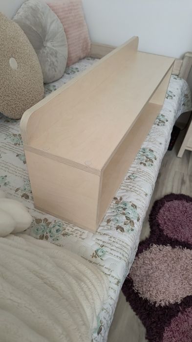 Sprzedam biurko z półką – komplet