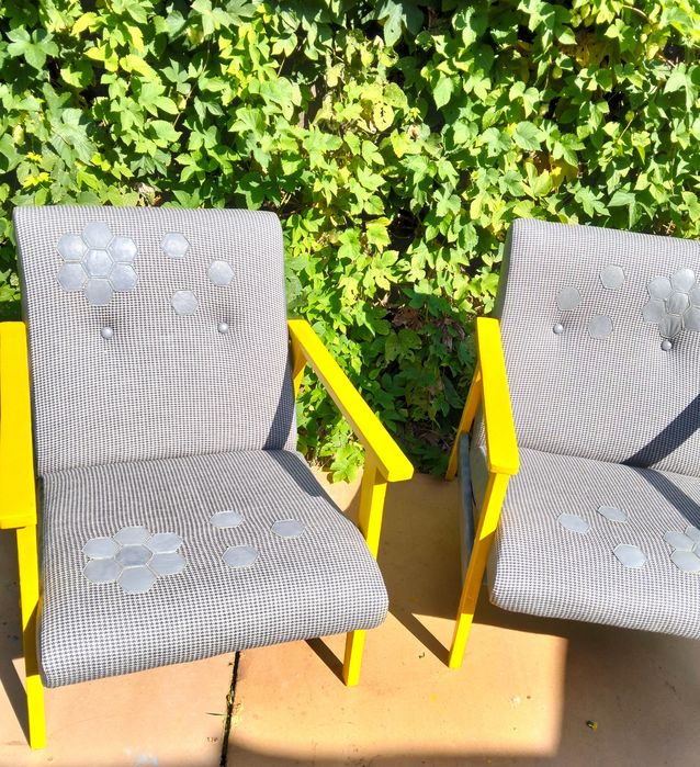 Оригінальні крісла