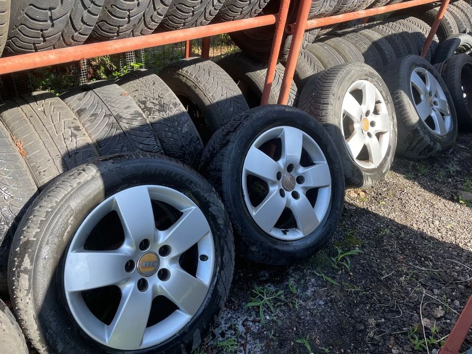 FELGI ALUMINIOWE AUDI A3 8P A4 B6 VW TOURAN I 5X112 16&#039; ET45 4B0601025AA