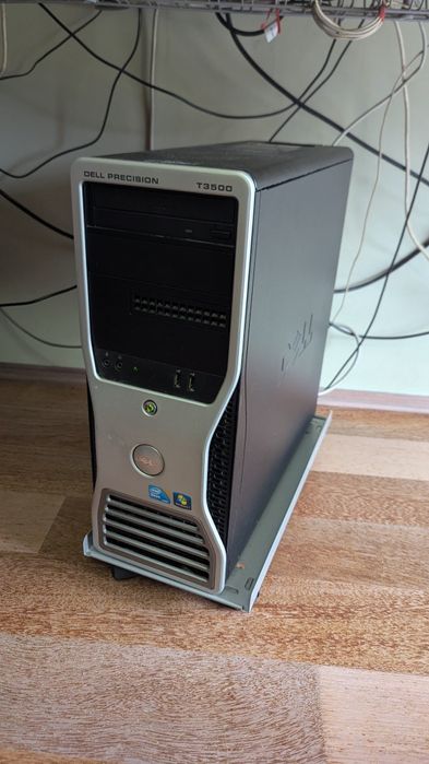 Komputer stacjonarny Dell Precision T3500 - Workstation do pracy i nau