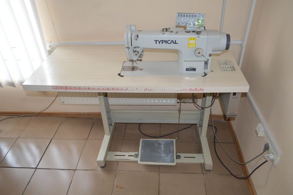 Швейная машина typical GC 6710 HD3. Отличное состояние.