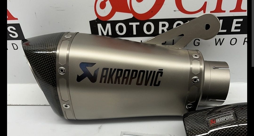 Tłumik końcowy AKRAPOVIĆ HP dedykowany do BMW s1000r