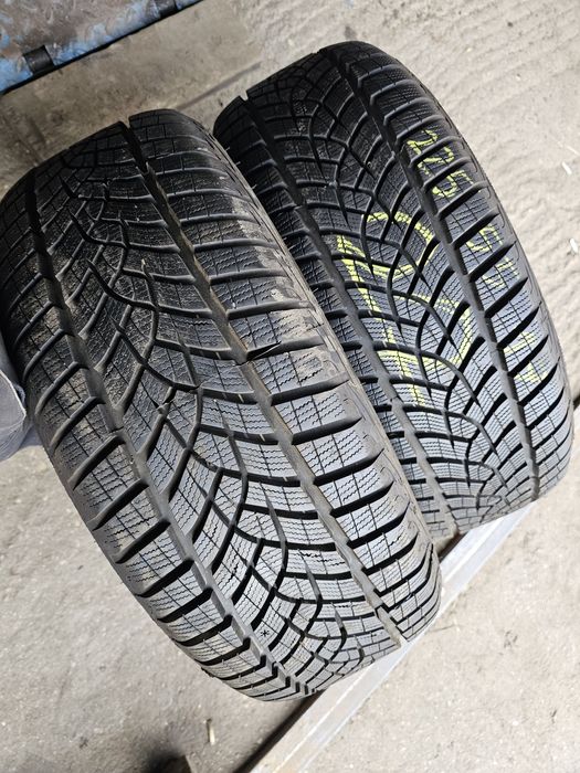 Opony Zimowe 2szt R17 225/55-9mm-montaż-Goodyar-22rok