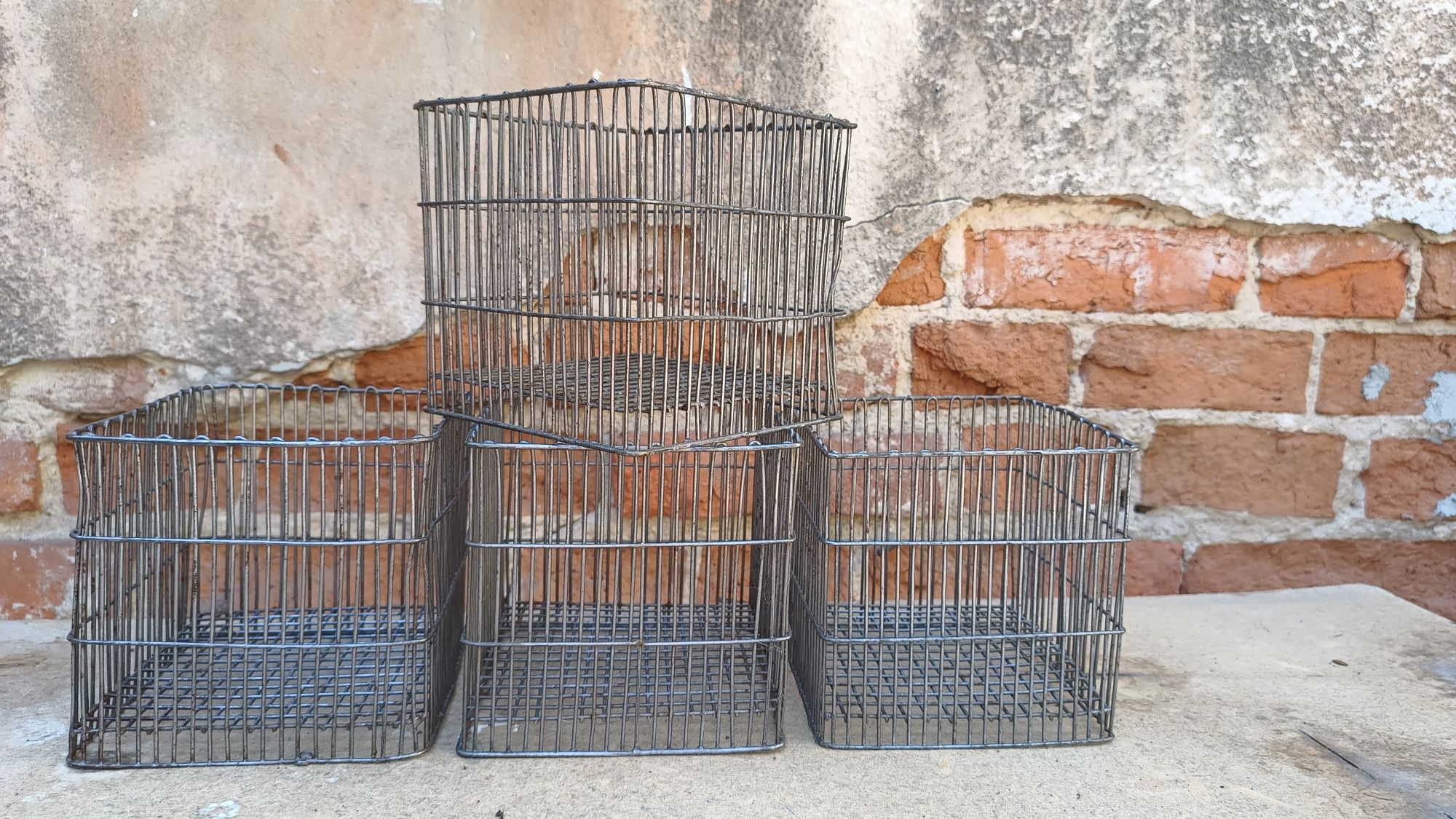 Zestaw metal kosze PRL zabezpieczone reteo vintage loft